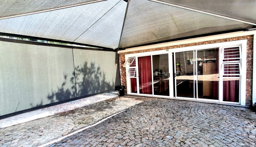 7 Bedroom Property for Sale in Heather Park Western Cape